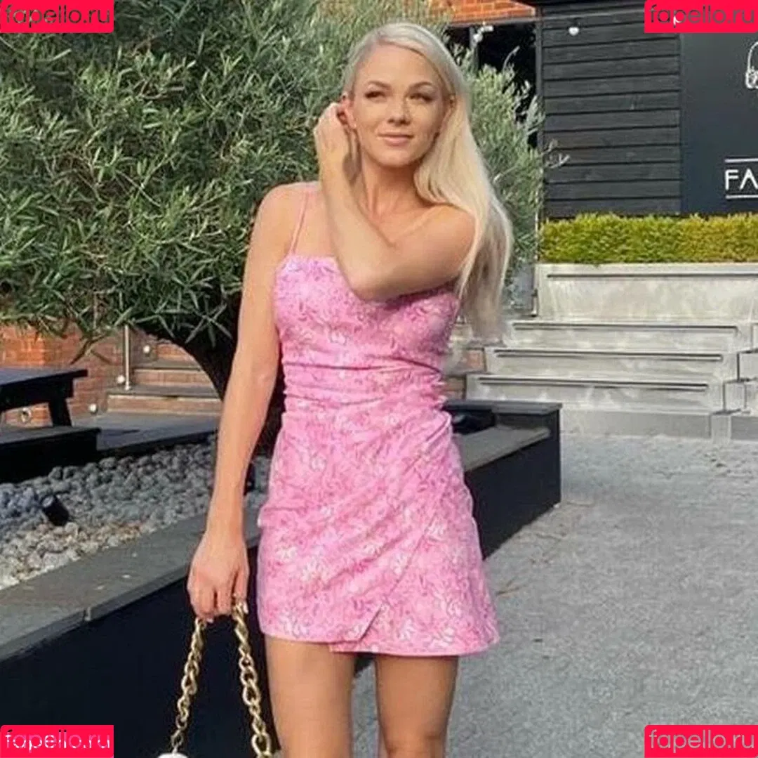 Tereza Tomasova Onlyfans Photo Gallery 