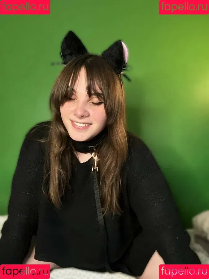 Alix Fembug Onlyfans Photo Gallery 