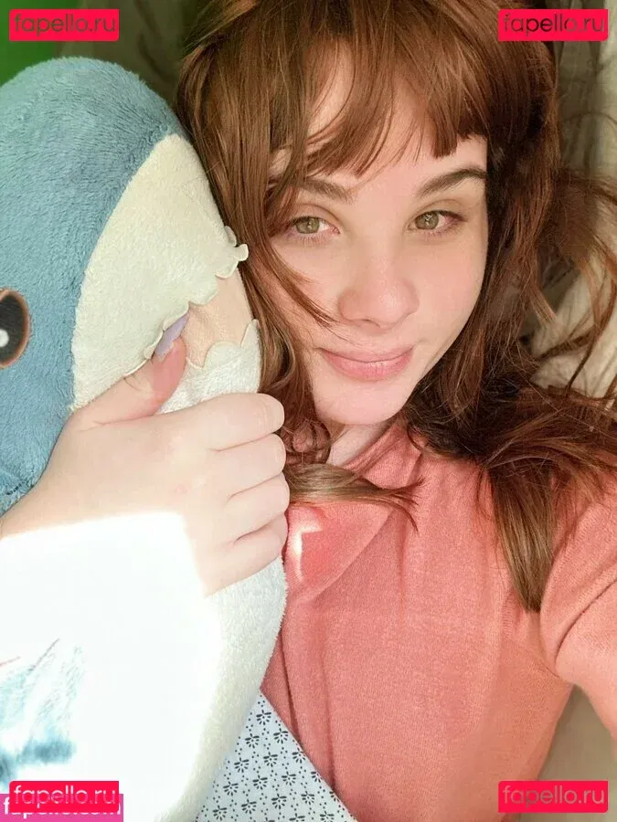 Alix Fembug Onlyfans Photo Gallery 