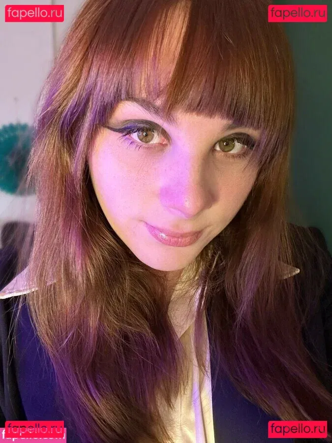 Alix Fembug Onlyfans Photo Gallery 