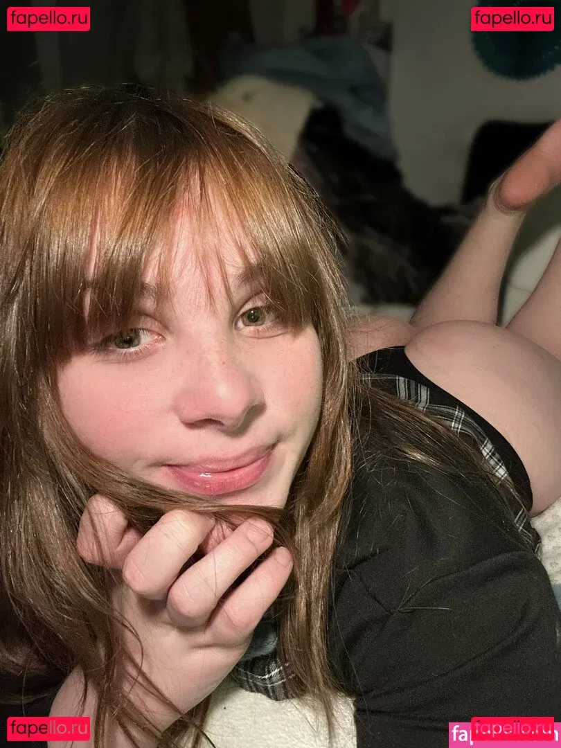 Alix Fembug Onlyfans Photo Gallery 