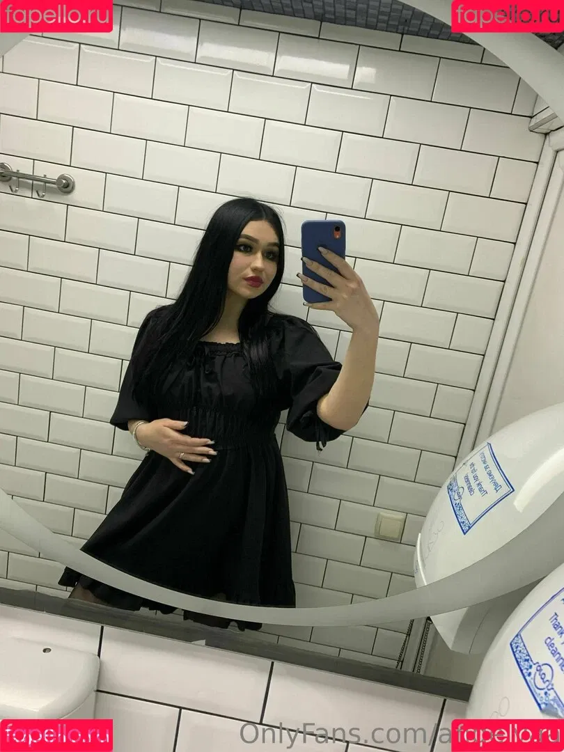angelyaa Onlyfans Photo Gallery 