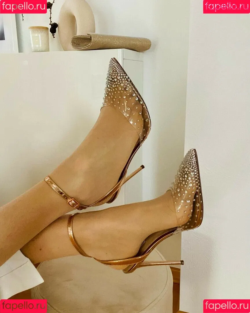 mom74fashion Onlyfans Photo Gallery 