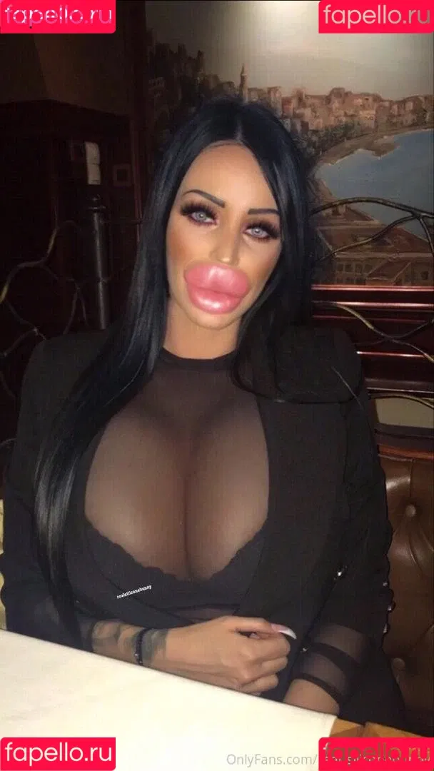 real_siliconebunny Onlyfans Photo Gallery 