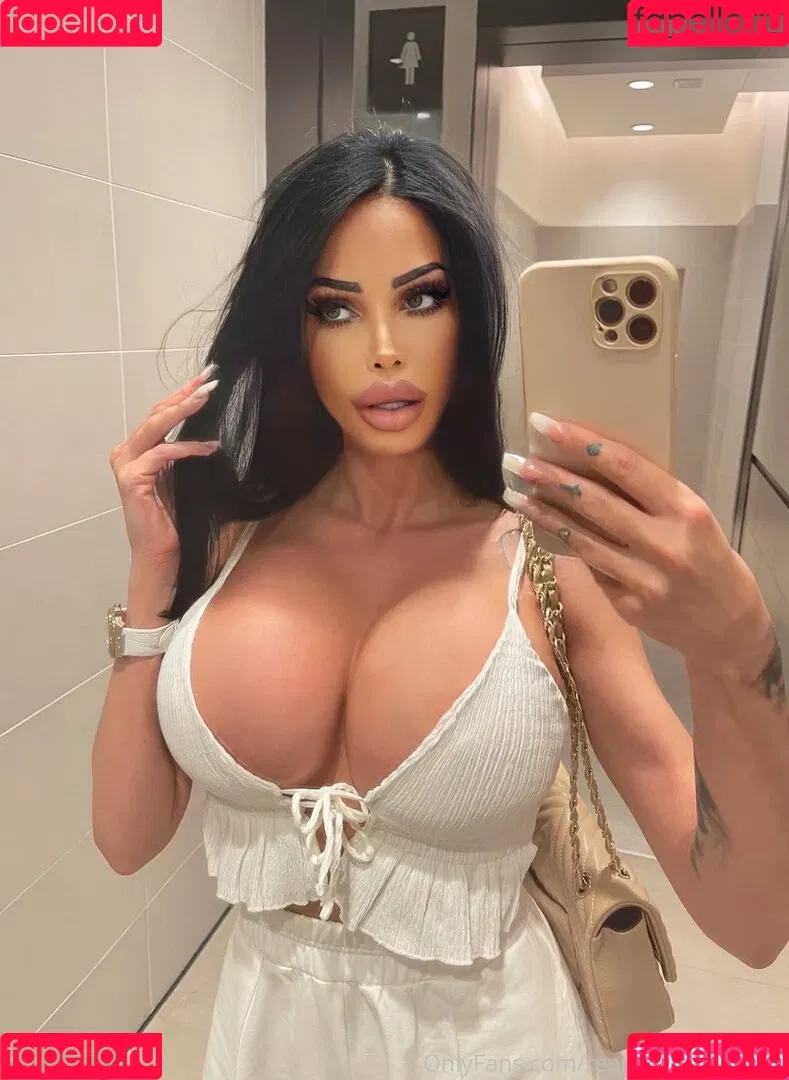 real_siliconebunny Onlyfans Photo Gallery 