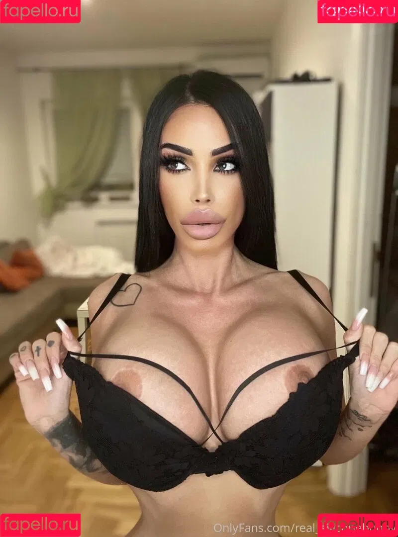 real_siliconebunny Onlyfans Photo Gallery 