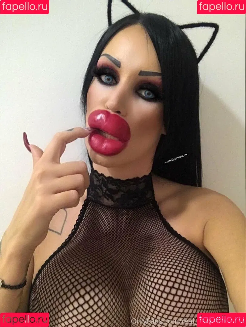 real_siliconebunny Onlyfans Photo Gallery 
