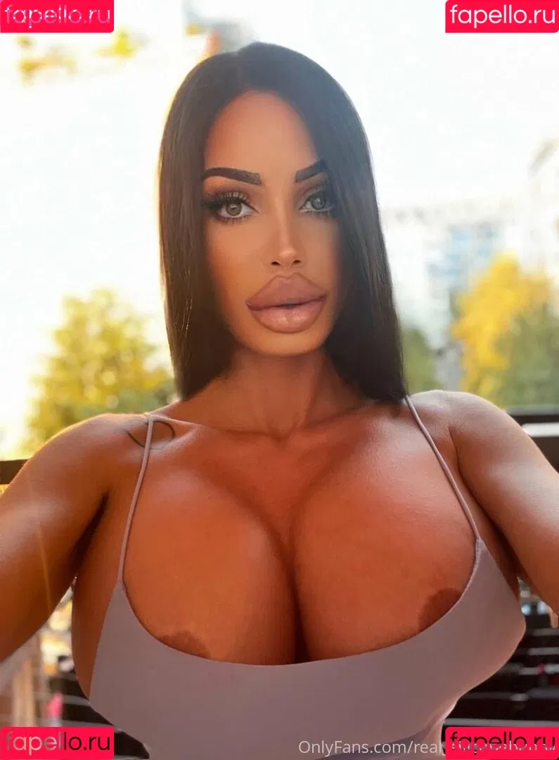 real_siliconebunny Onlyfans Photo Gallery 