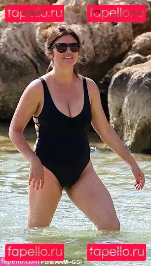 Tiffani Thiessen Onlyfans Photo Gallery 