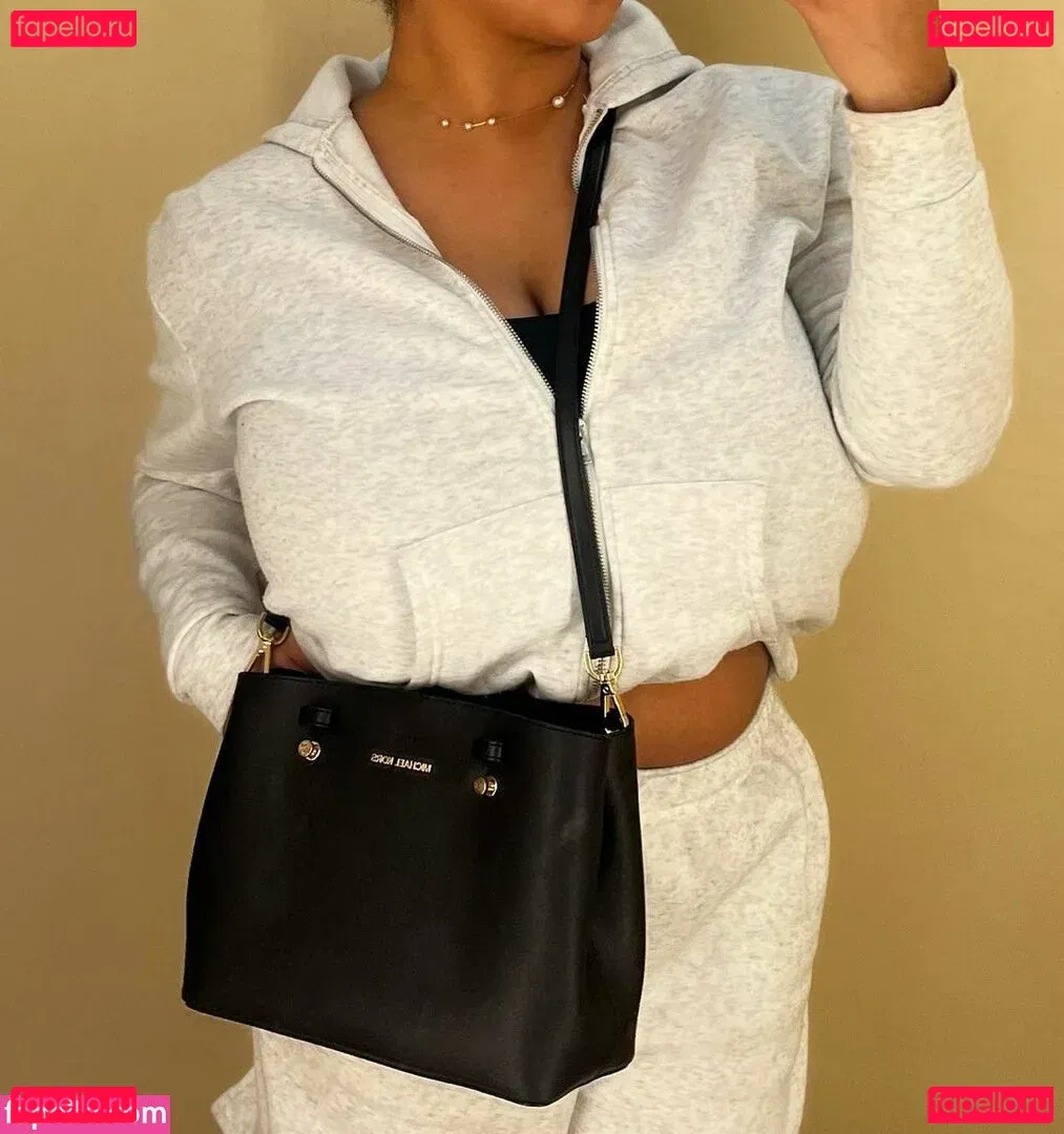 Taylor Loving Onlyfans Photo Gallery 