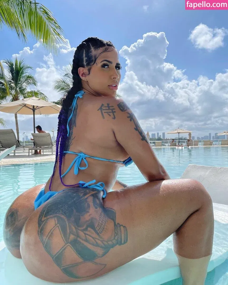 gini_frech Onlyfans Photo Gallery 