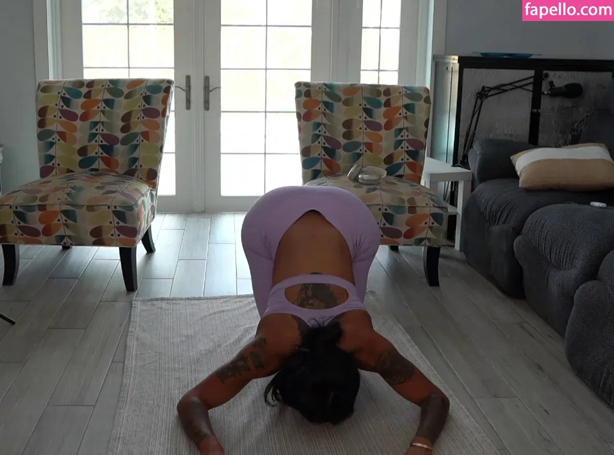 gini_frech Onlyfans Photo Gallery 