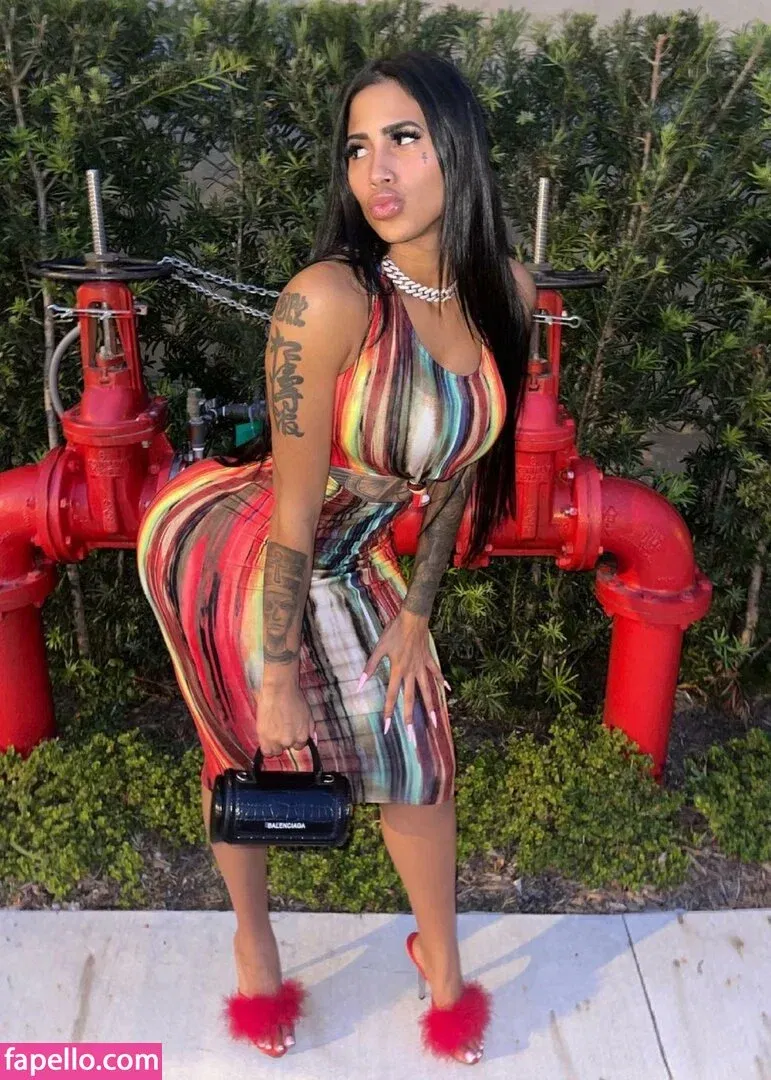 gini_frech Onlyfans Photo Gallery 