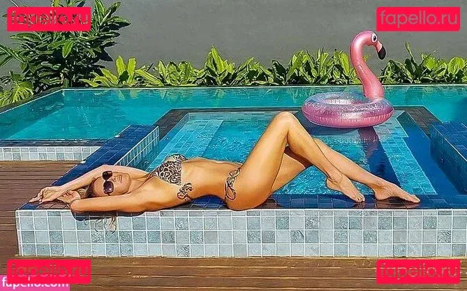 Lu Schwengber Onlyfans Photo Gallery 