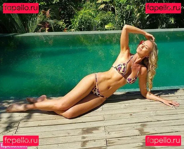 Lu Schwengber Onlyfans Photo Gallery 