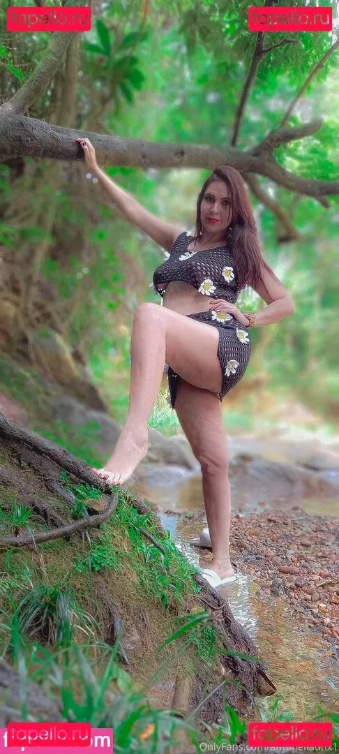 antonellatinx1 Onlyfans Photo Gallery 