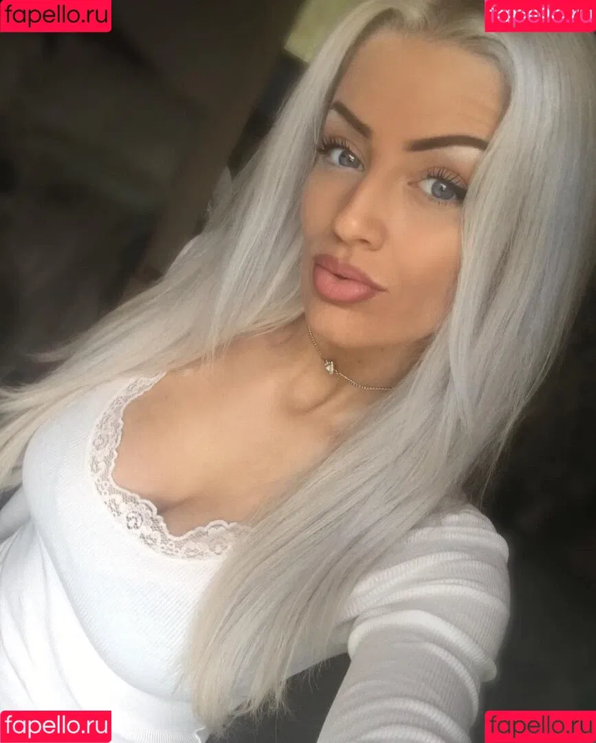 Xcandylashes Onlyfans Photo Gallery 