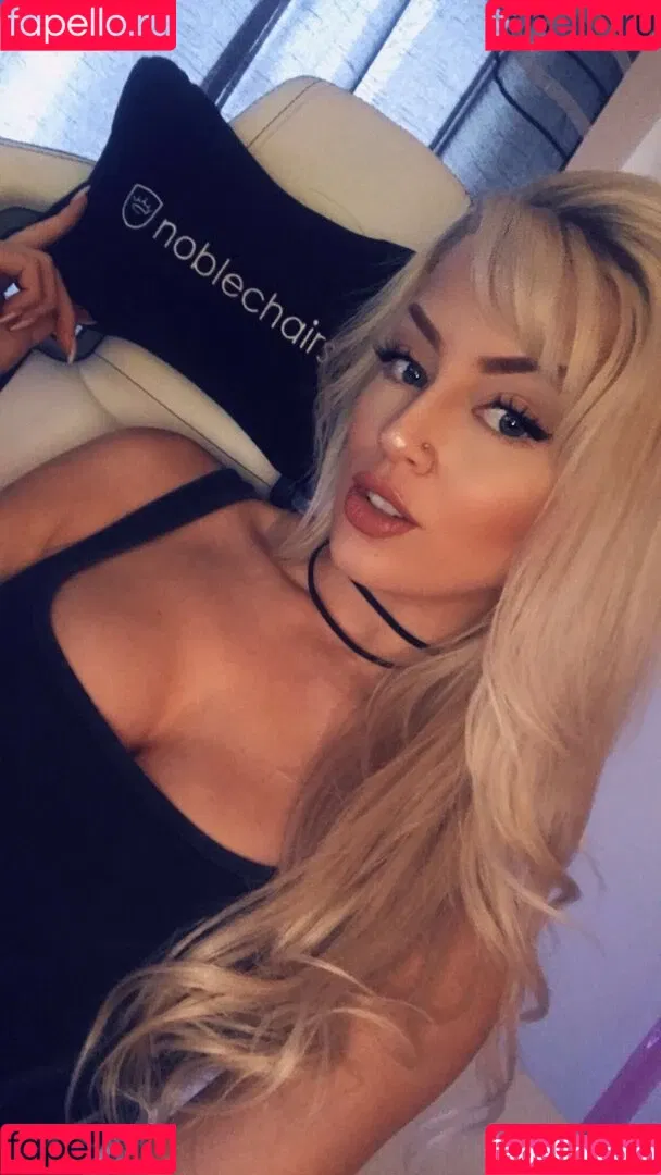Xcandylashes Onlyfans Photo Gallery 