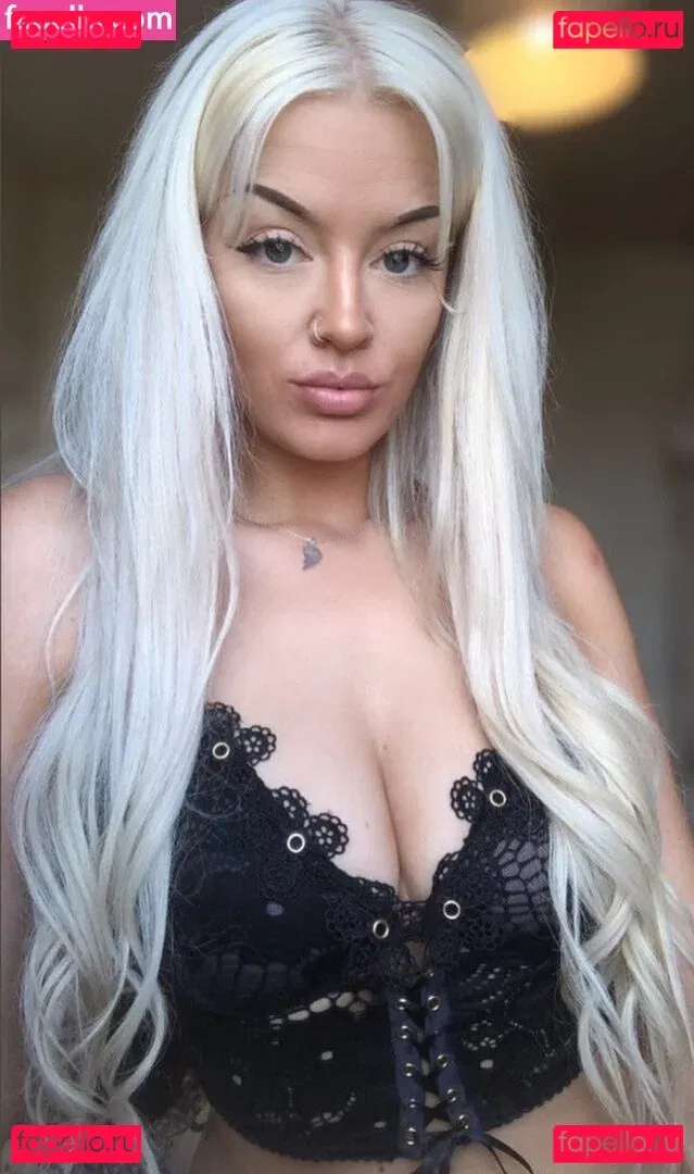 Xcandylashes Onlyfans Photo Gallery 