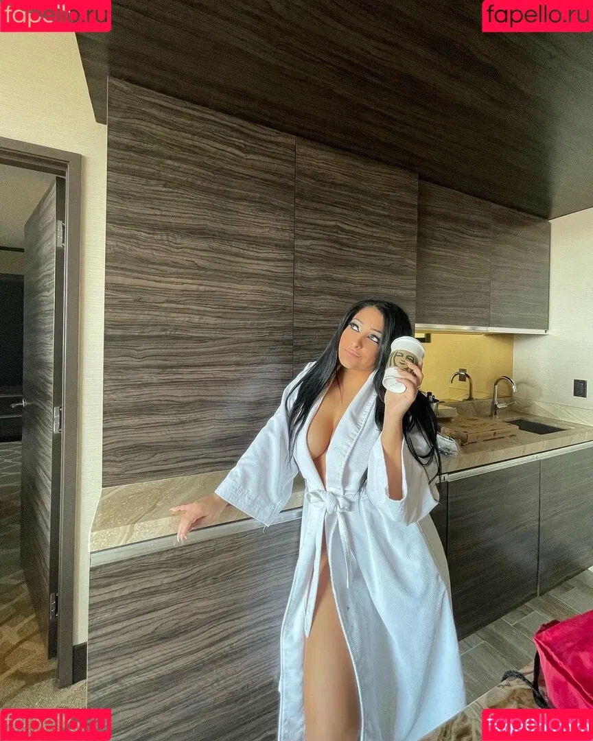 Mandy Leon Onlyfans Photo Gallery 