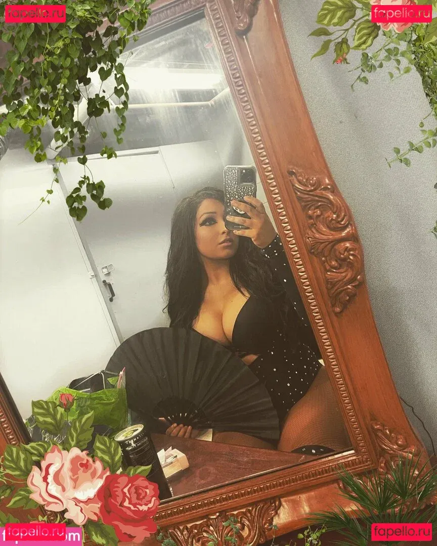 Mandy Leon Onlyfans Photo Gallery 