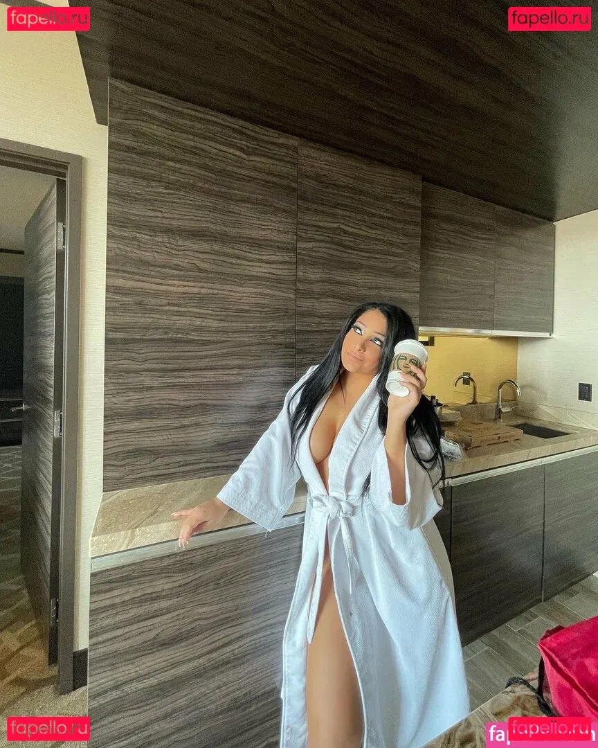 Mandy Leon Onlyfans Photo Gallery 