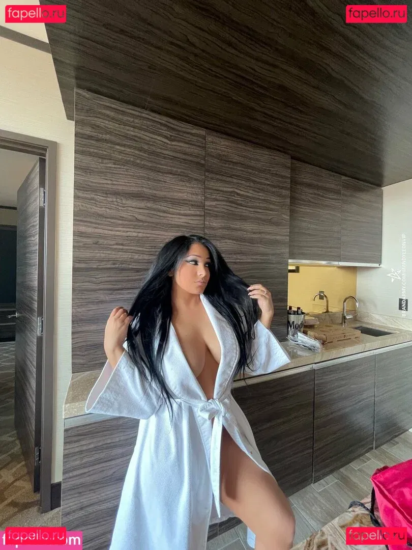 Mandy Leon Onlyfans Photo Gallery 