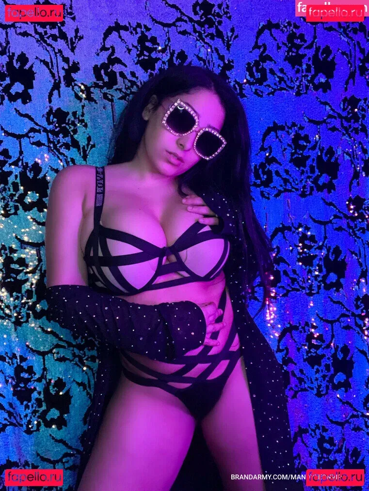 Mandy Leon Onlyfans Photo Gallery 