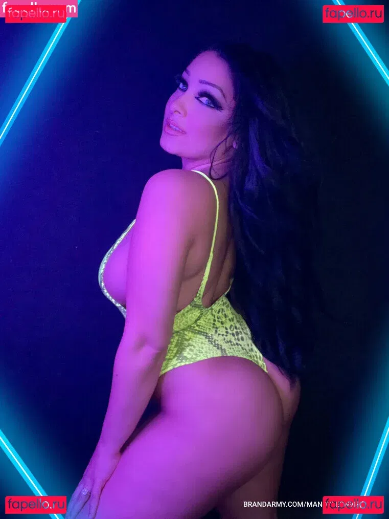 Mandy Leon Onlyfans Photo Gallery 