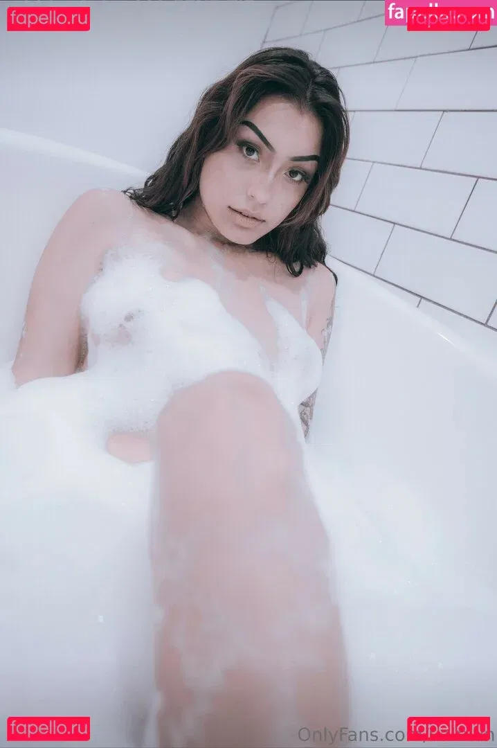 Valrxvn Onlyfans Photo Gallery 