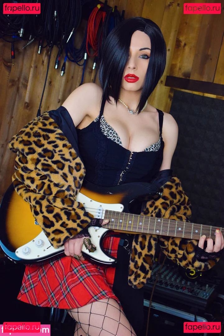 Türbaniçe Onlyfans Photo Gallery 