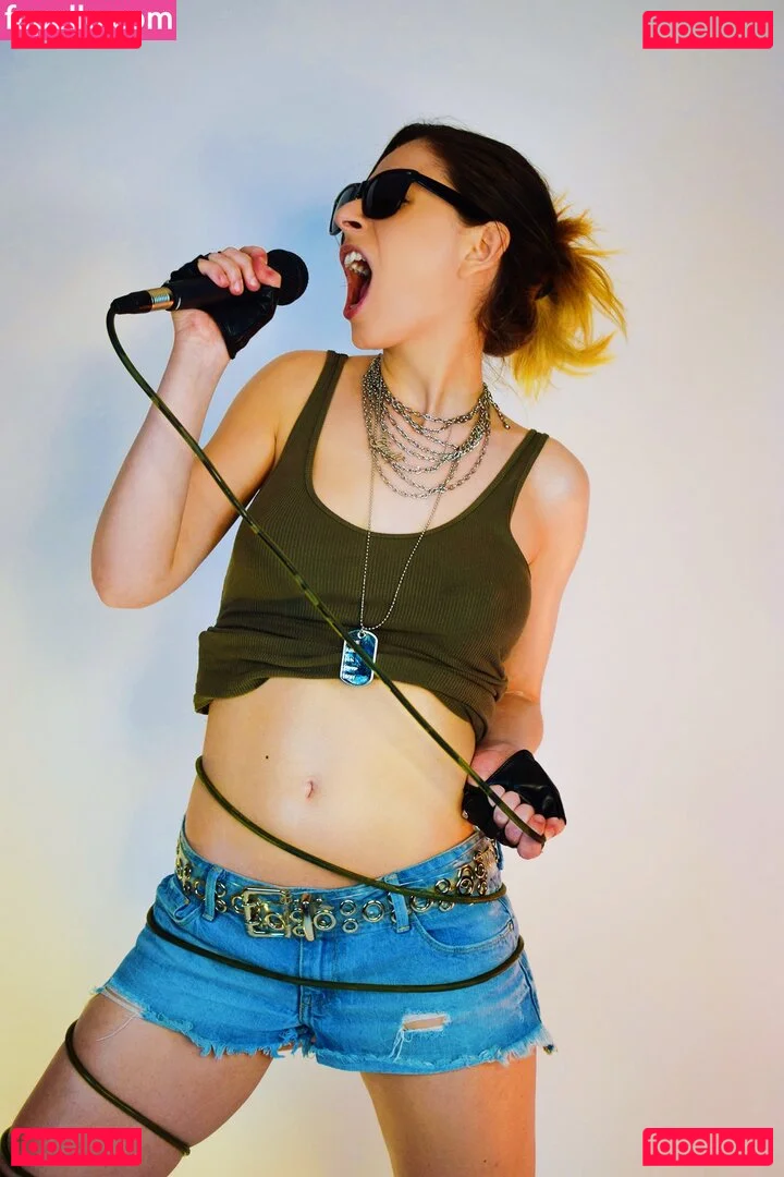 Türbaniçe Onlyfans Photo Gallery 