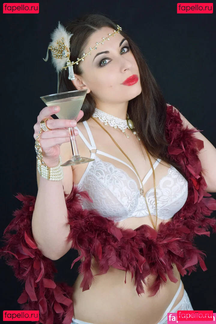 Türbaniçe Onlyfans Photo Gallery 