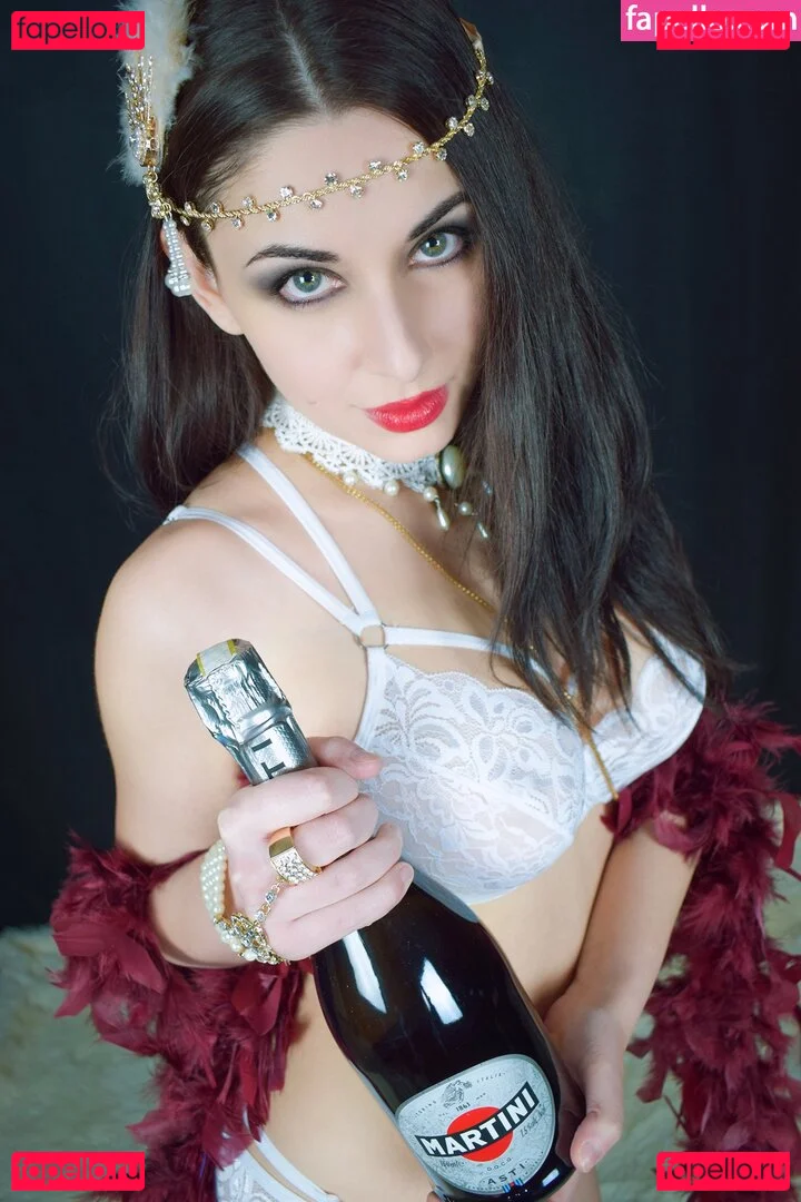 Türbaniçe Onlyfans Photo Gallery 