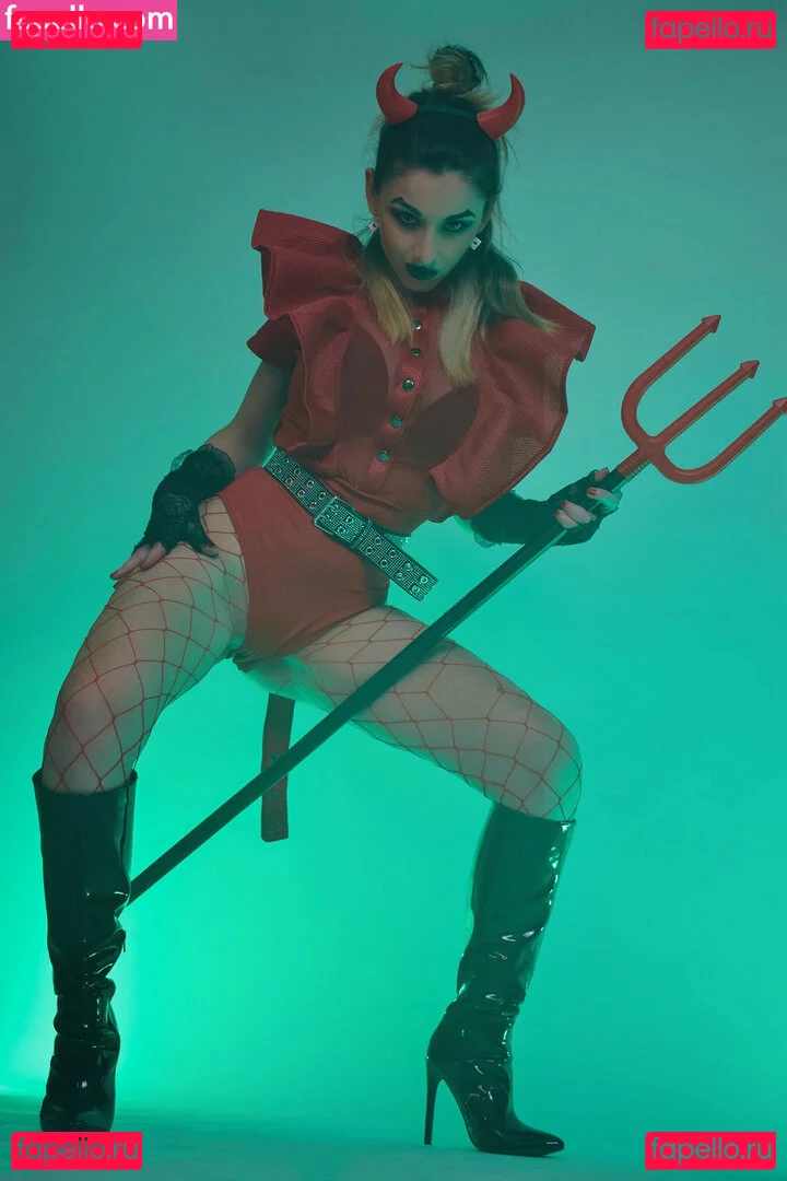 Türbaniçe Onlyfans Photo Gallery 