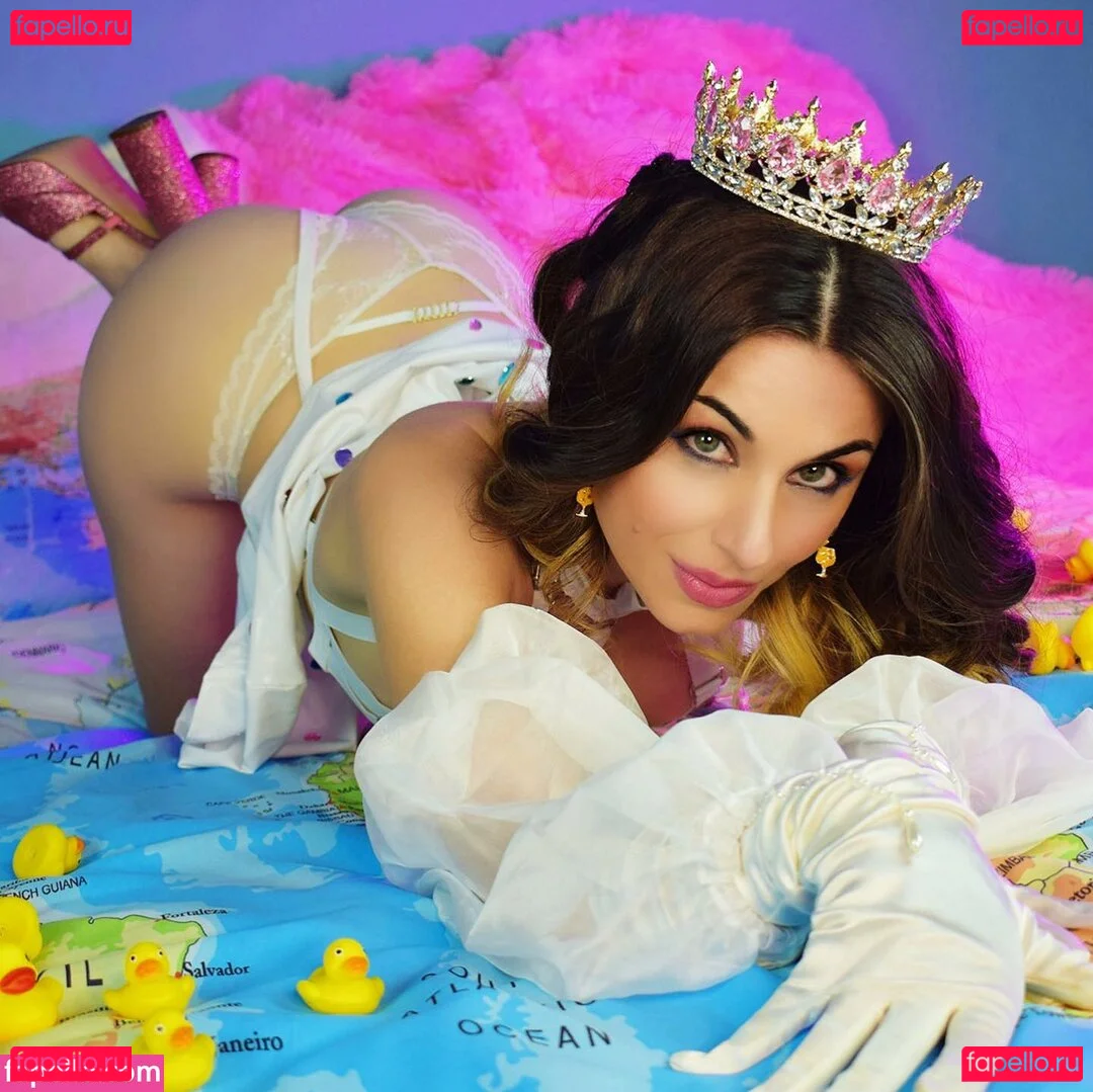 Türbaniçe Onlyfans Photo Gallery 