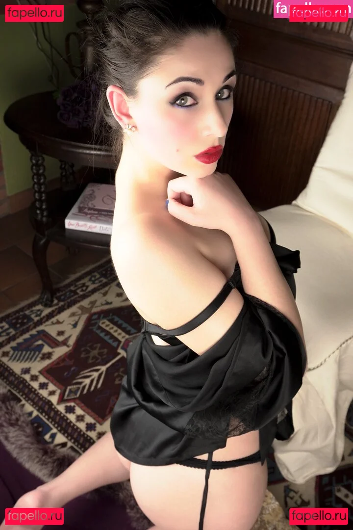 Türbaniçe Onlyfans Photo Gallery 