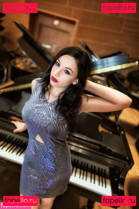 Türbaniçe Onlyfans Photo Gallery 