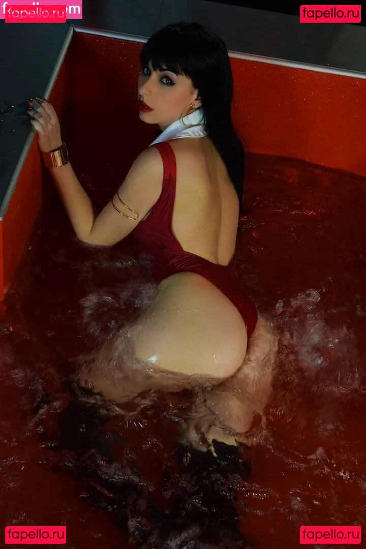 Türbaniçe Onlyfans Photo Gallery 