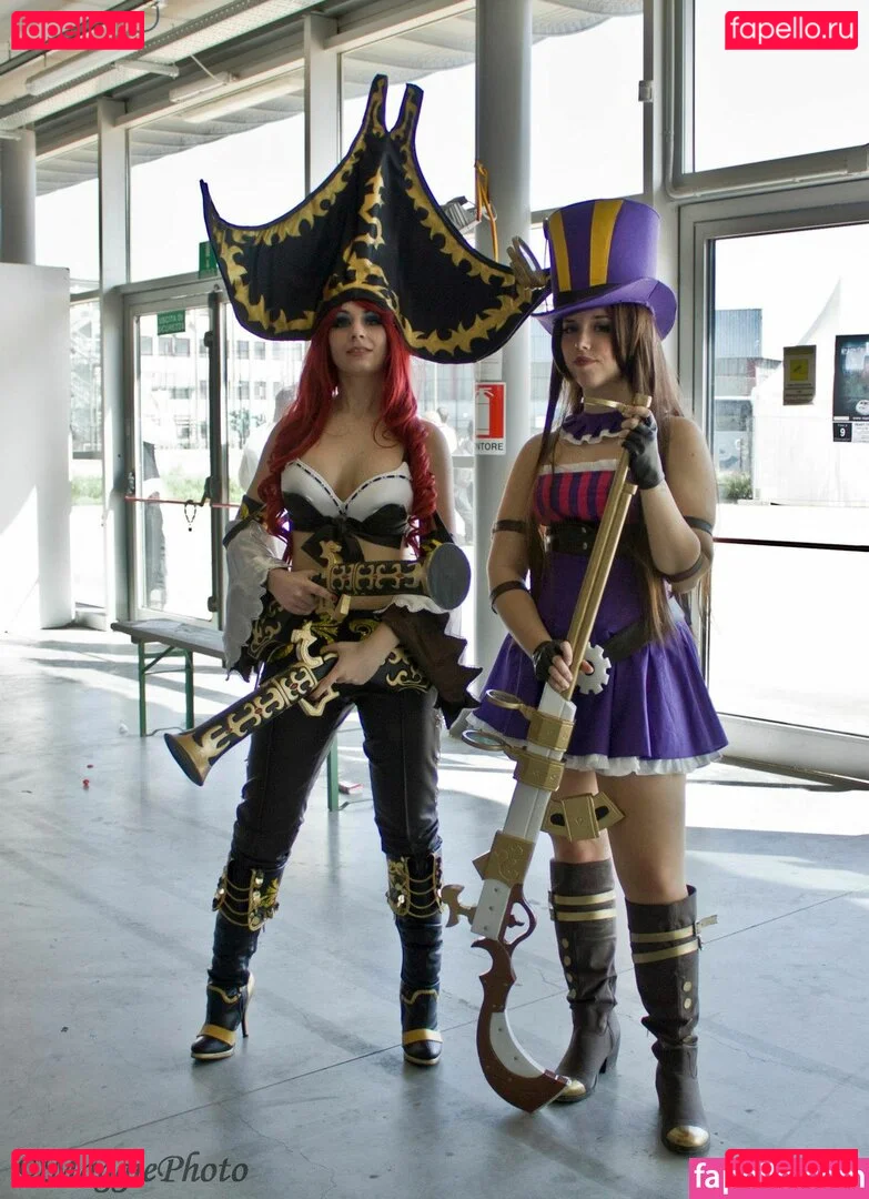 Türbaniçe Onlyfans Photo Gallery 