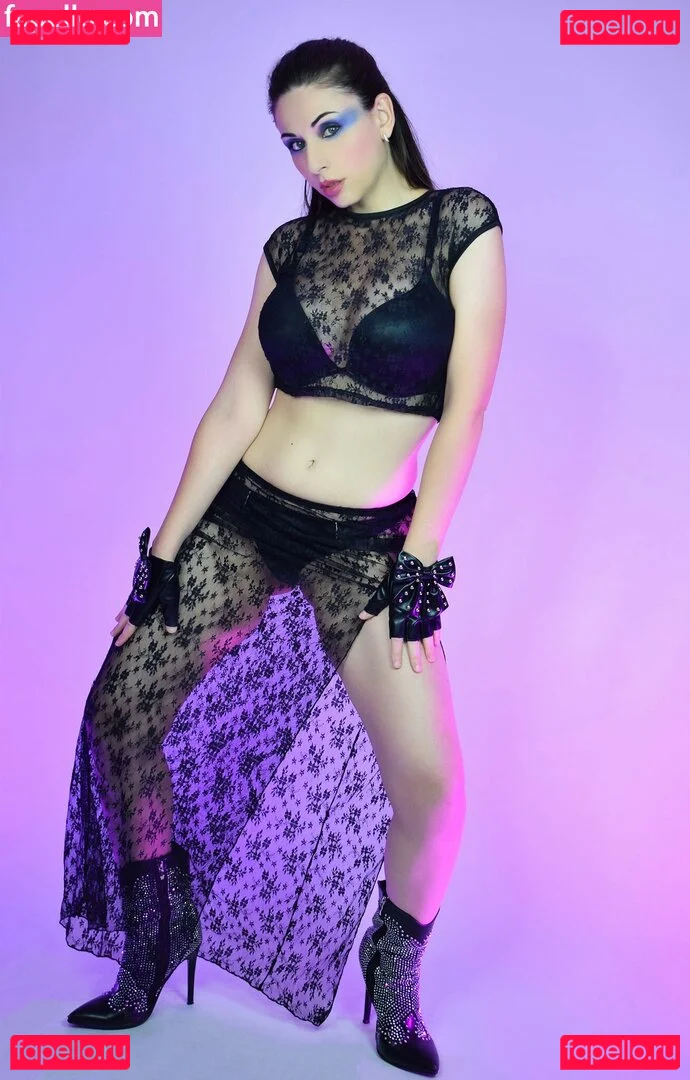 Türbaniçe Onlyfans Photo Gallery 