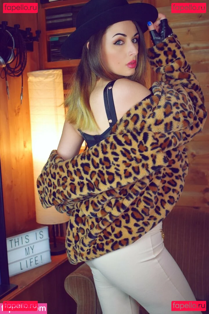 Türbaniçe Onlyfans Photo Gallery 