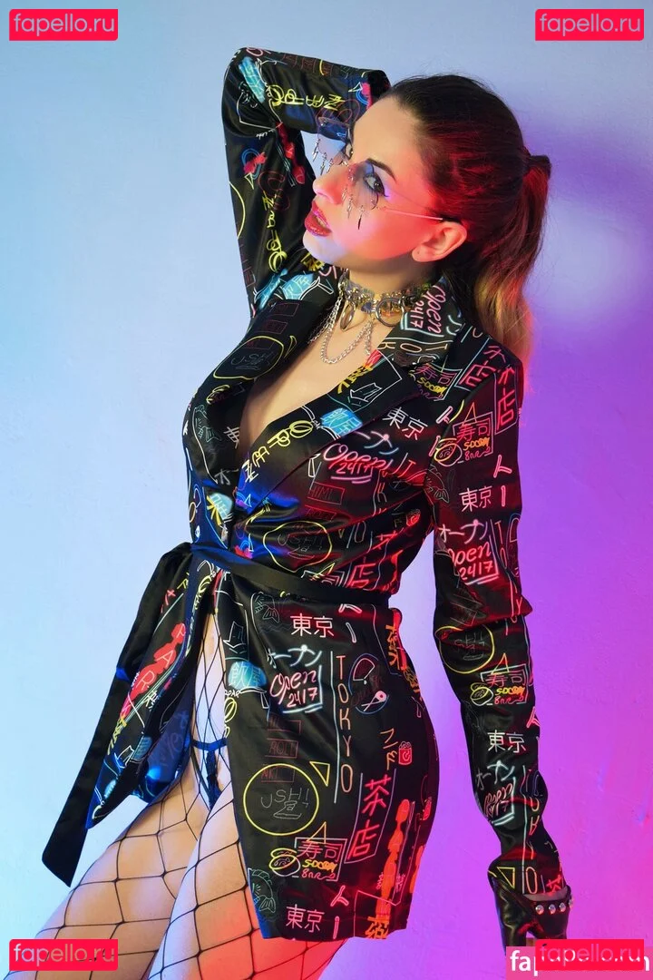 Türbaniçe Onlyfans Photo Gallery 