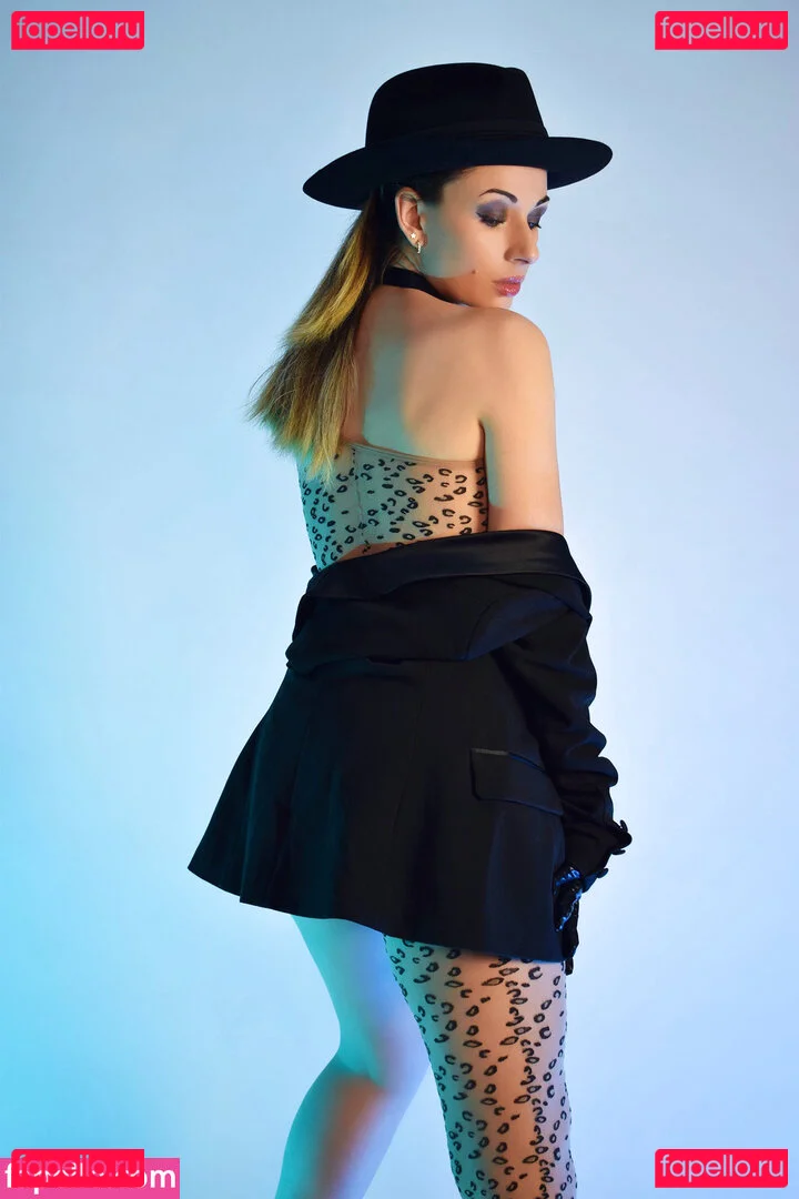 Türbaniçe Onlyfans Photo Gallery 