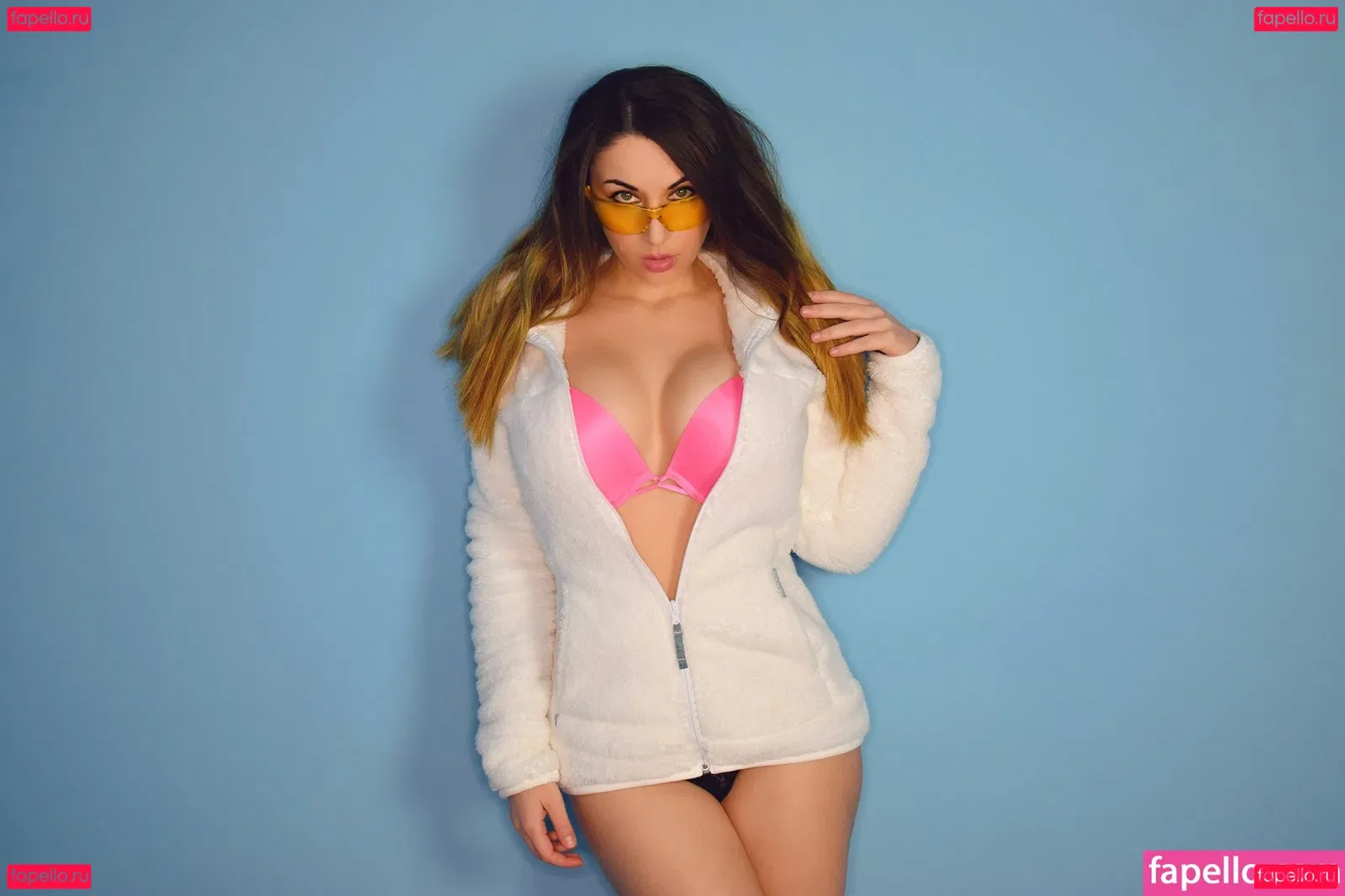 Türbaniçe Onlyfans Photo Gallery 