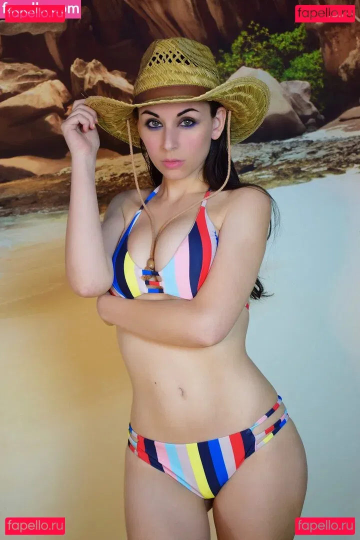 Türbaniçe Onlyfans Photo Gallery 