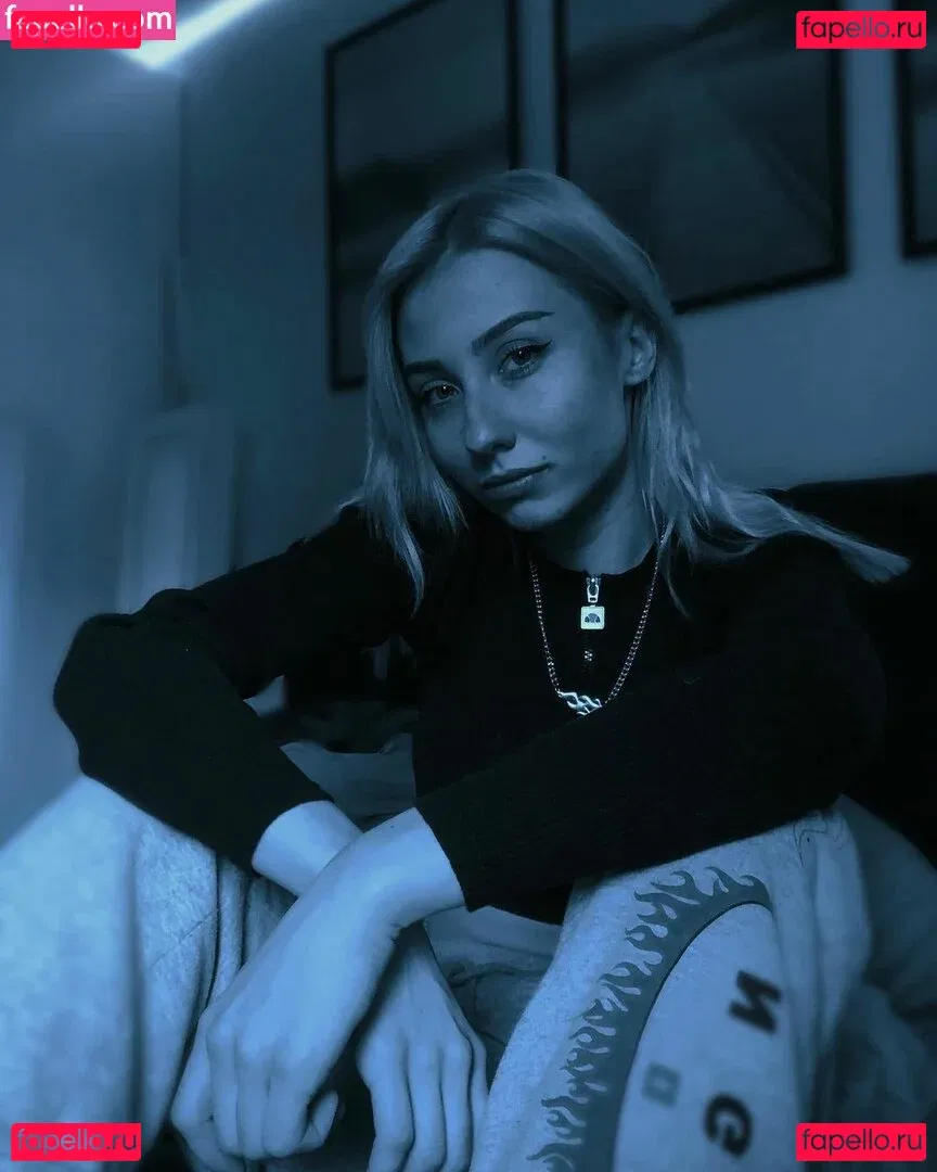 veylaneey Onlyfans Photo Gallery 