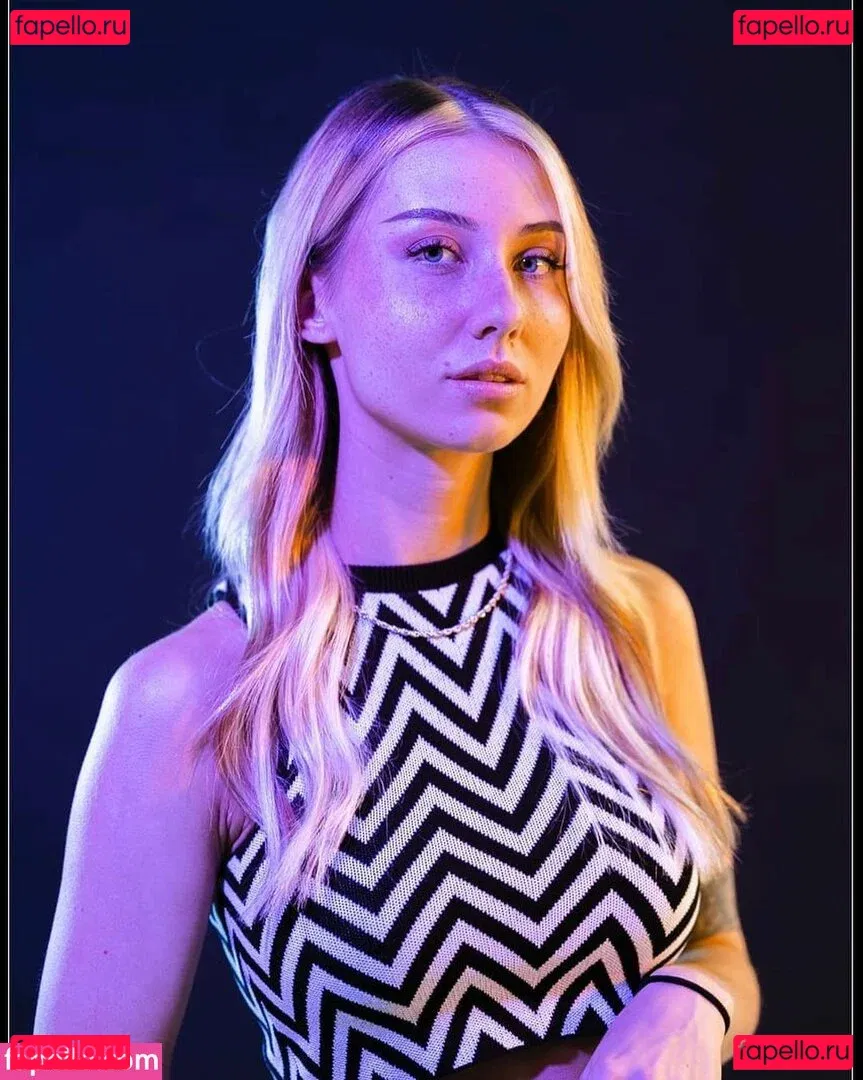 veylaneey Onlyfans Photo Gallery 