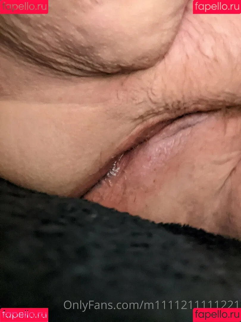 m1111211111221 Onlyfans Photo Gallery 