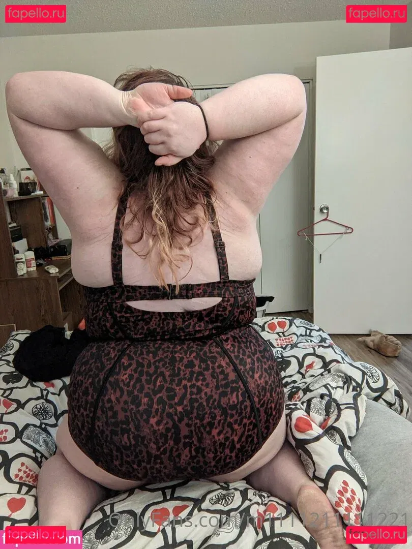 m1111211111221 Onlyfans Photo Gallery 